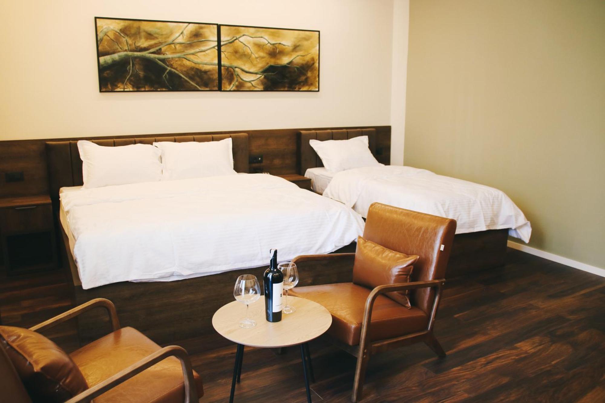 Hotel Rozafa Suhareke Eksteriør bilde